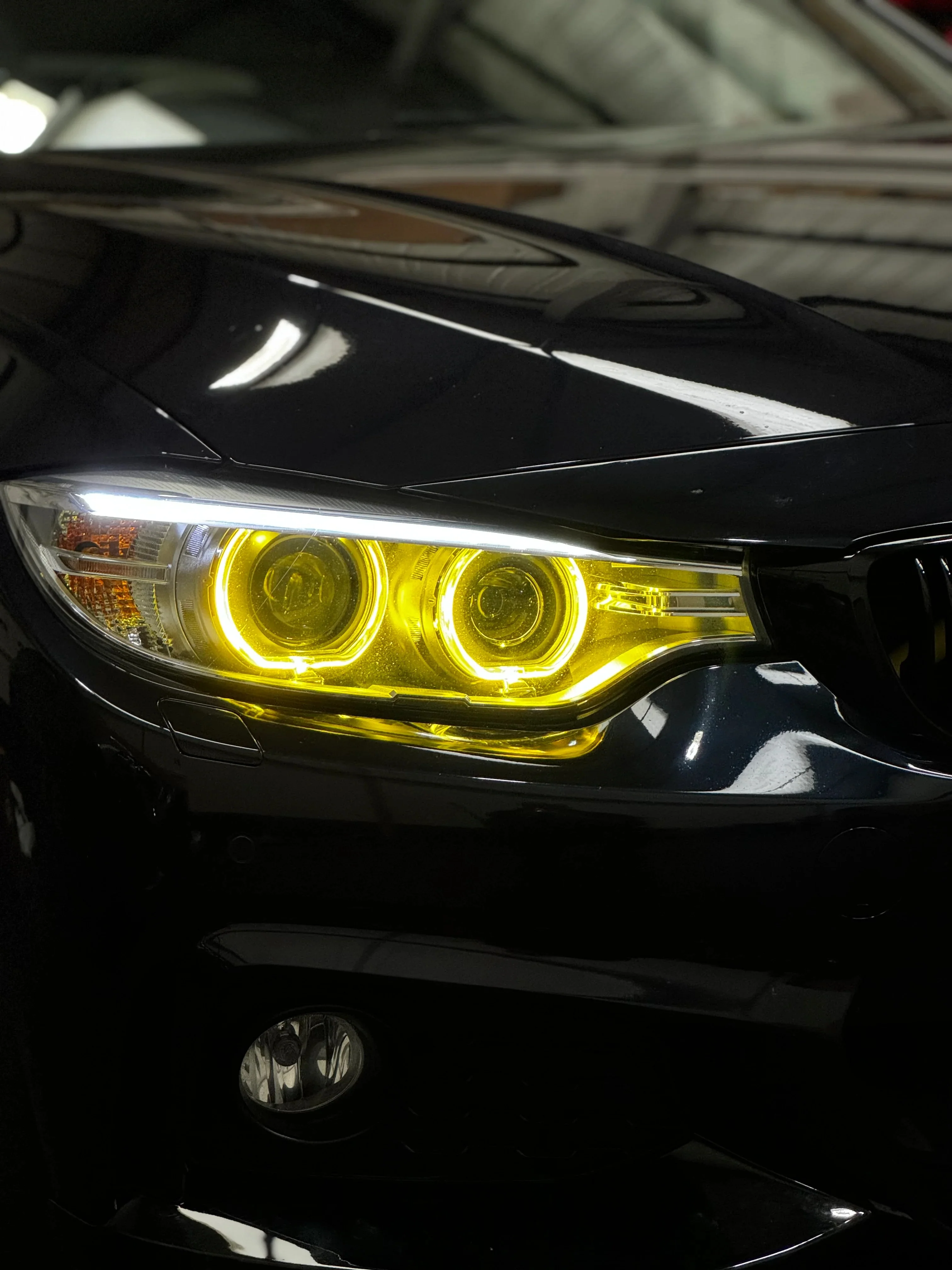 BMW F30/F31 3 SERIES PRE-LCI YELLOW XENON DRL MODULE SET (2012-2015)-DRL-CT CARBON-CT Carbon - High-quality carbon fiber and gloss black aerodynamic parts for premium sports and luxury vehicles.