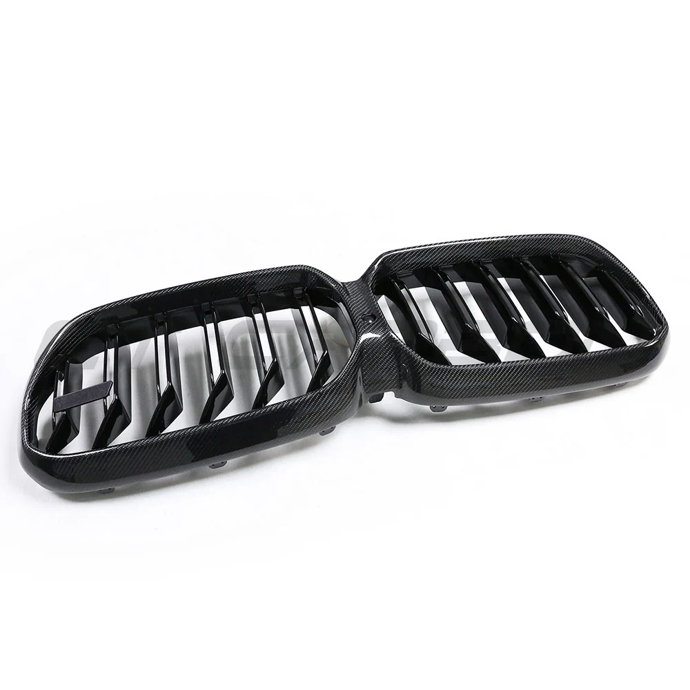 BMW F90 M5 / G30 & G31 5 SERIES (LCI) CARBON FIBRE GRILLE-Grille-CT CARBON-CT Carbon - High-quality carbon fiber and gloss black aerodynamic parts for premium sports and luxury vehicles.