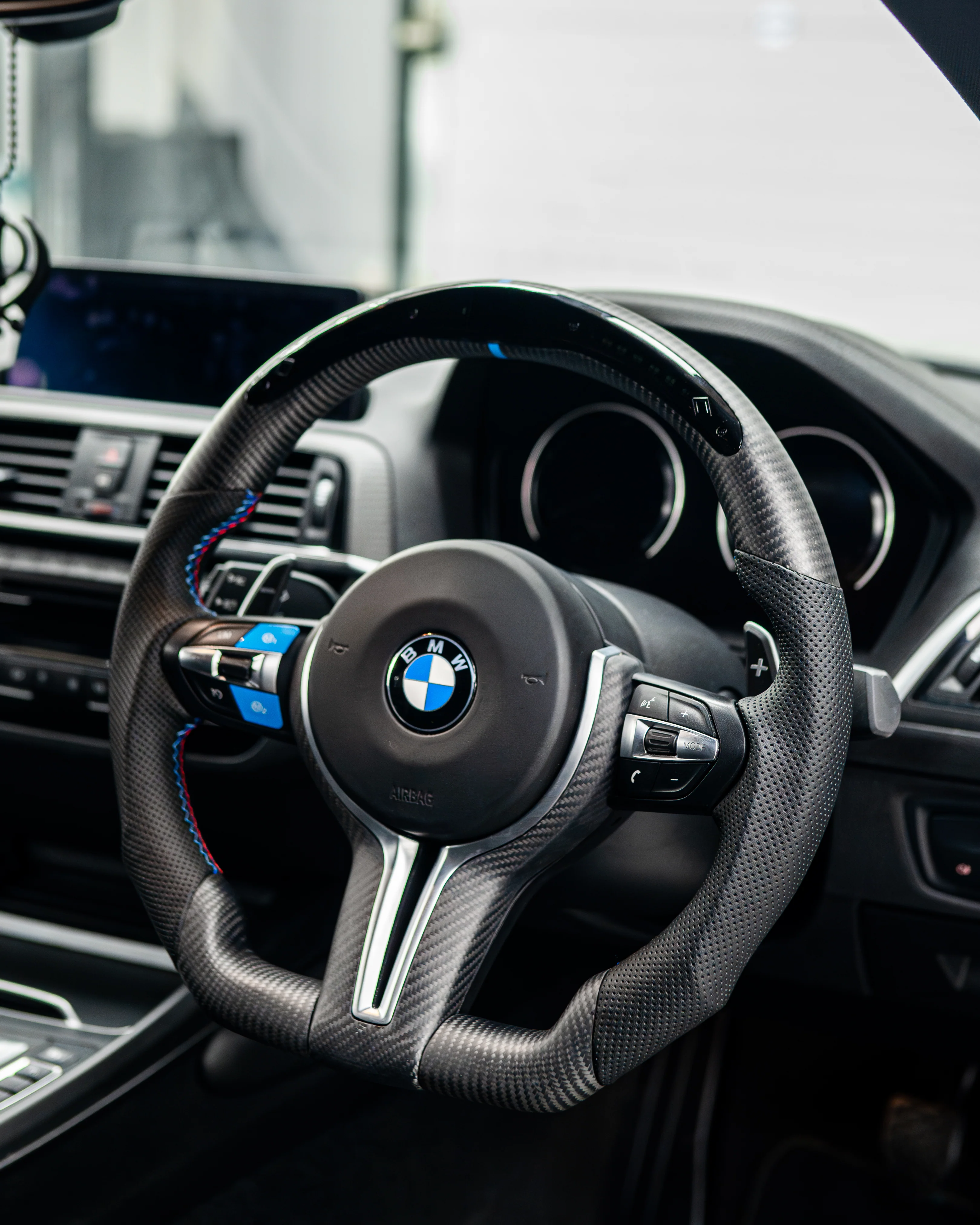 BMW Fxx M CAR MATTE CARBON FIBRE STEERING WHEEL TRIM-Accessories-CT CARBON-CT Carbon - High-quality carbon fiber and gloss black aerodynamic parts for premium sports and luxury vehicles.