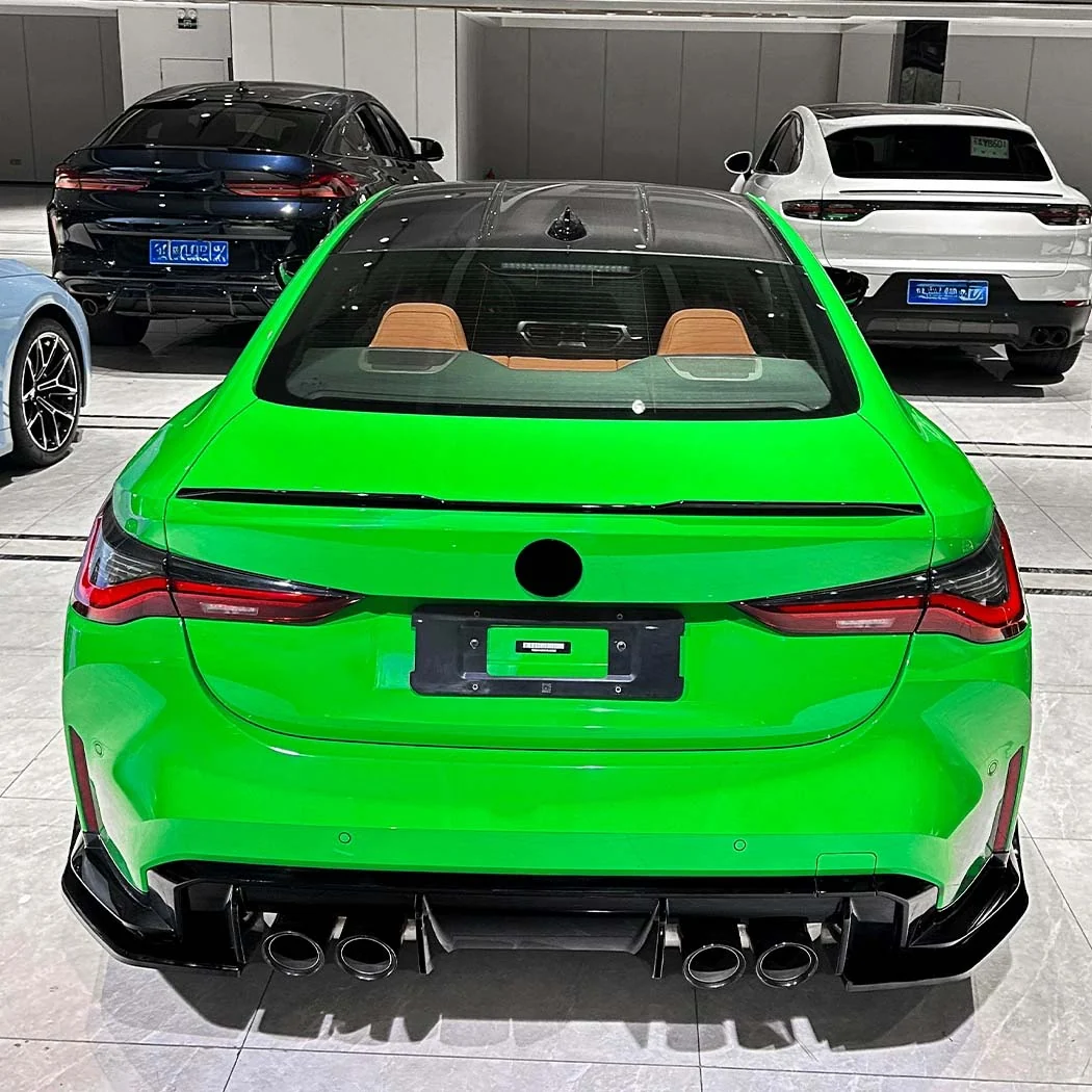 BMW G82 & G83 M4 2021+ GLOSS BLACK REAR BUMPER CORNERS