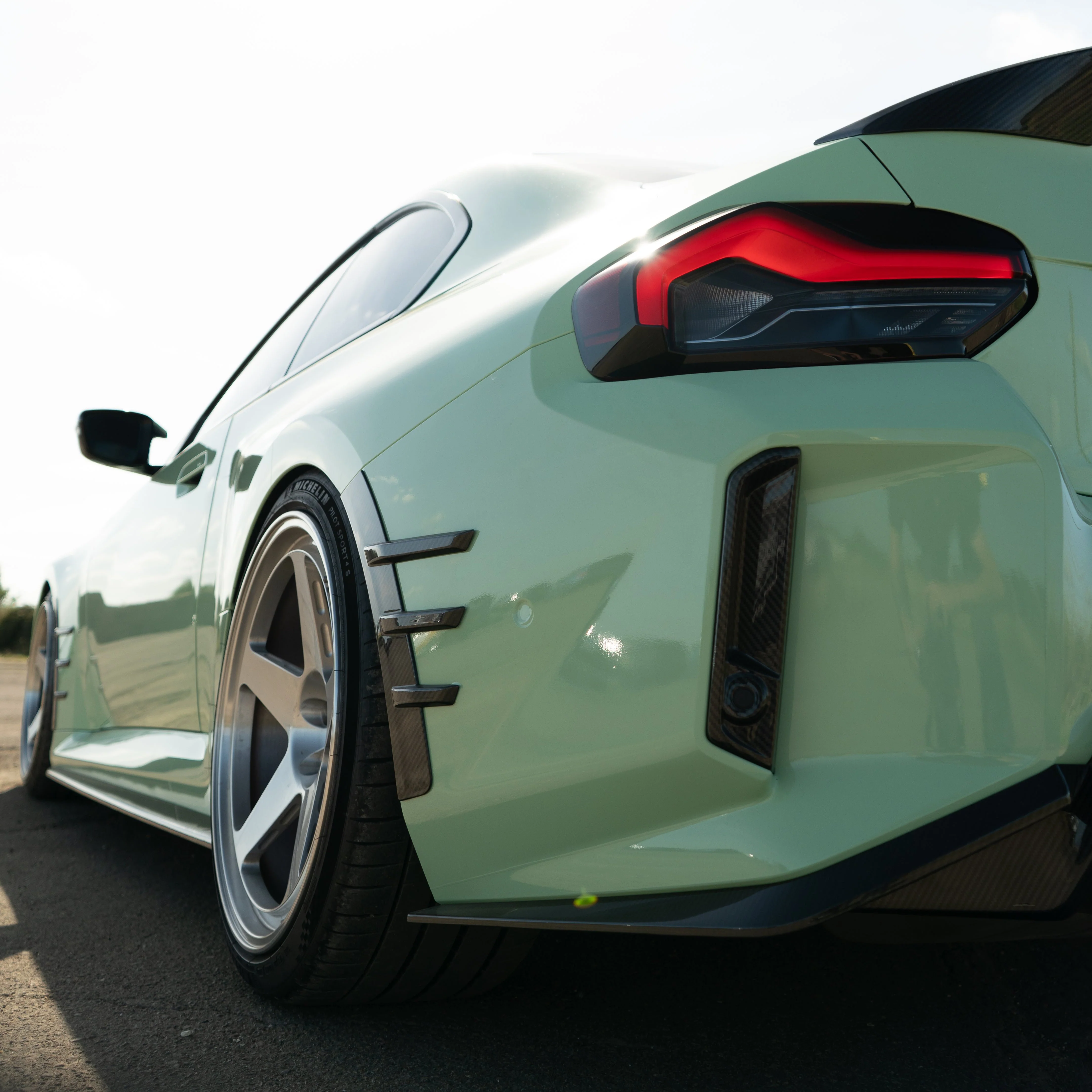 BMW G87 M2 CARBON FIBRE REAR SIDE FENDER TRIM-Accessories-CT CARBON-CT Carbon - High-quality carbon fiber and gloss black aerodynamic parts for premium sports and luxury vehicles.