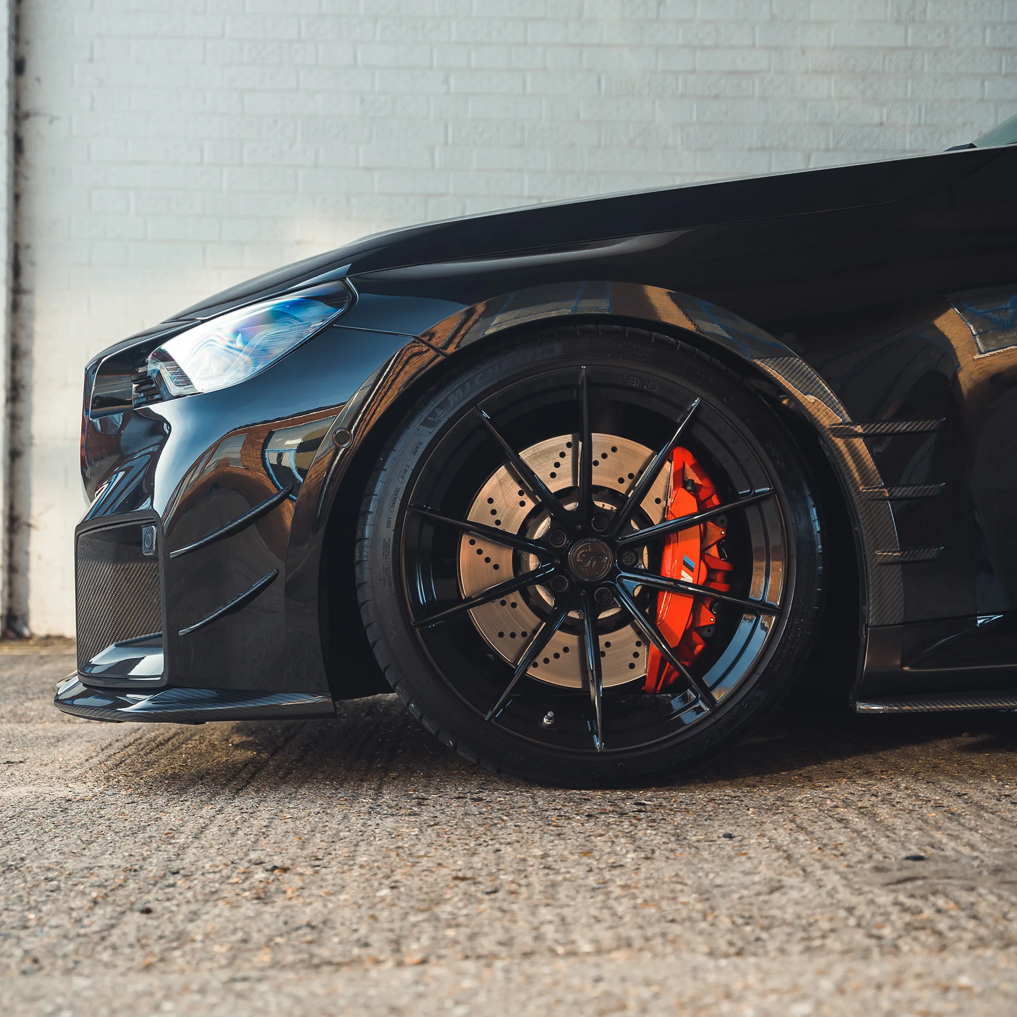 BMW G87 M2 CARBON FIBRE FRONT SIDE FENDER TRIM-Accessories-CT CARBON-CT Carbon - High-quality carbon fiber and gloss black aerodynamic parts for premium sports and luxury vehicles.