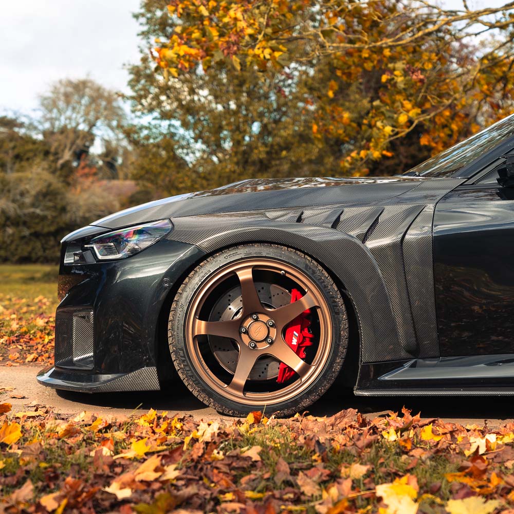 BMW G87 M2 FULL CARBON FIBRE BONNET AND WING/FENDER KIT - CT DESIGN