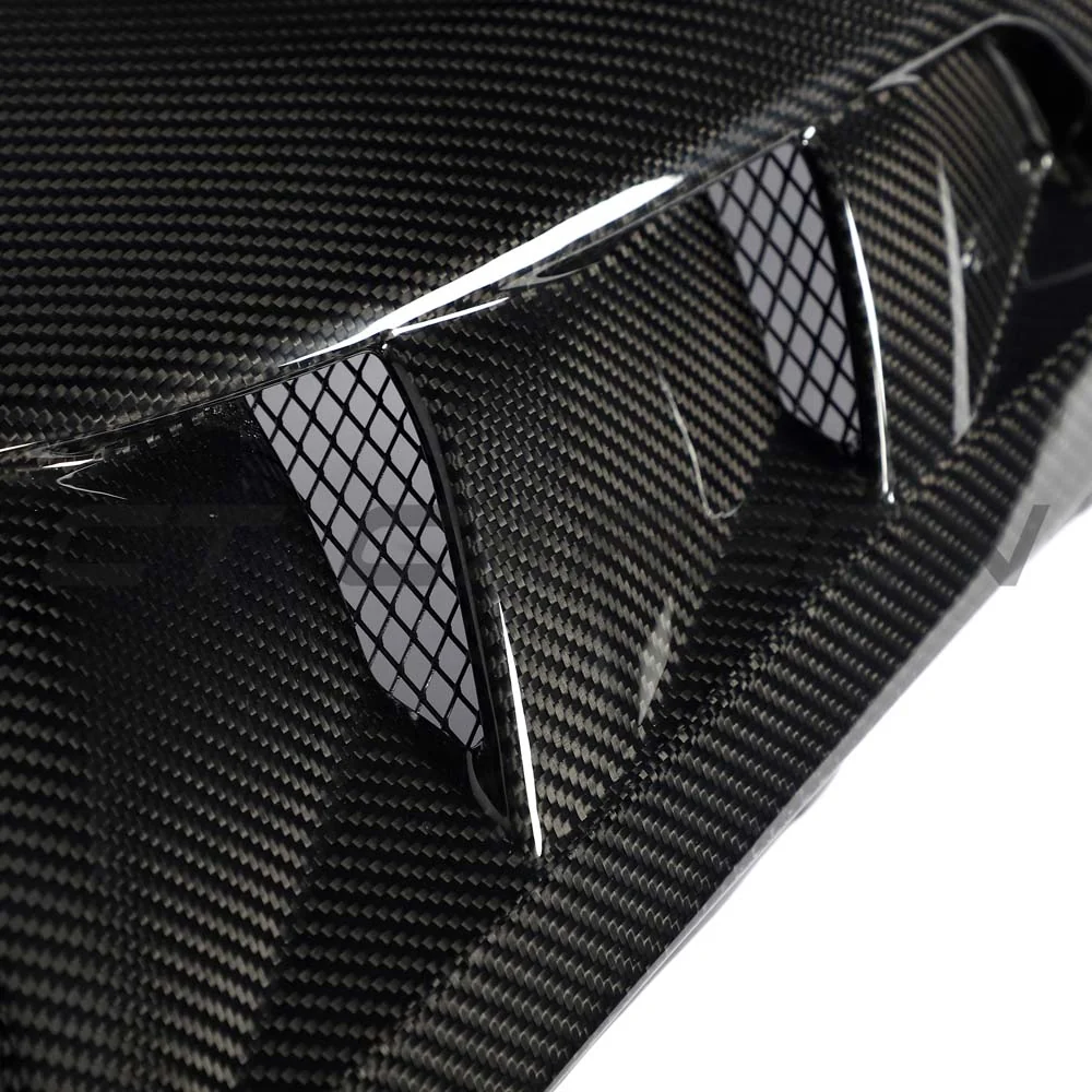 BMW G87 M2 FULL CARBON FIBRE BONNET AND WING/FENDER KIT - CT DESIGN