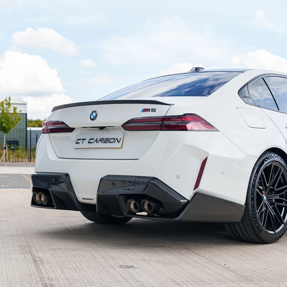 BMW G90 M5 2024+ CARBON FIBRE FULL KIT - V3