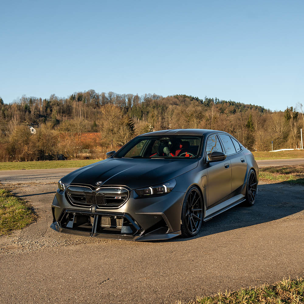 BMW G90/G99 M5 2024+ CARBON FIBRE SPLITTER - CT DESIGN