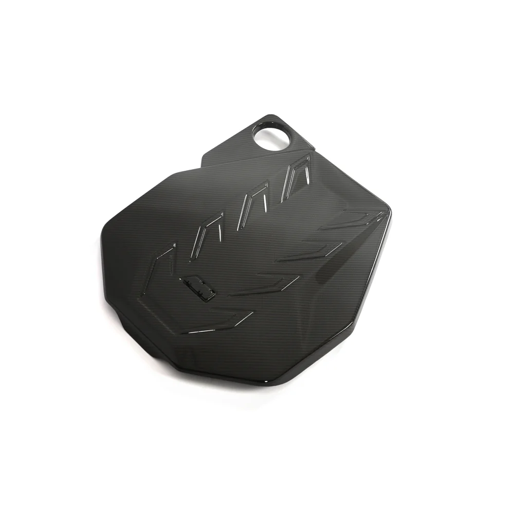 BMW G90/G99 M5 2024+ CARBON FIBRE ENGINE COVER - CT DESIGN