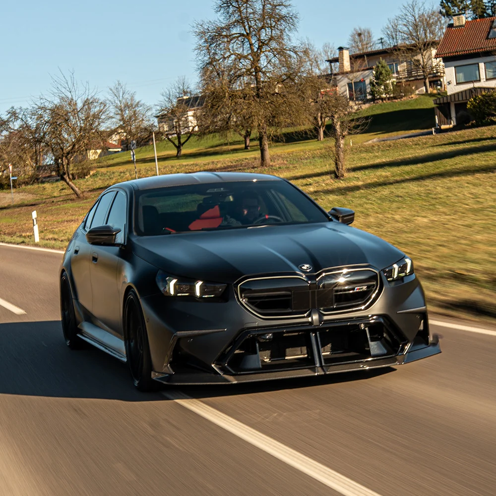 BMW G90/G99 M5 2024+ CARBON FIBRE SPLITTER - CT DESIGN