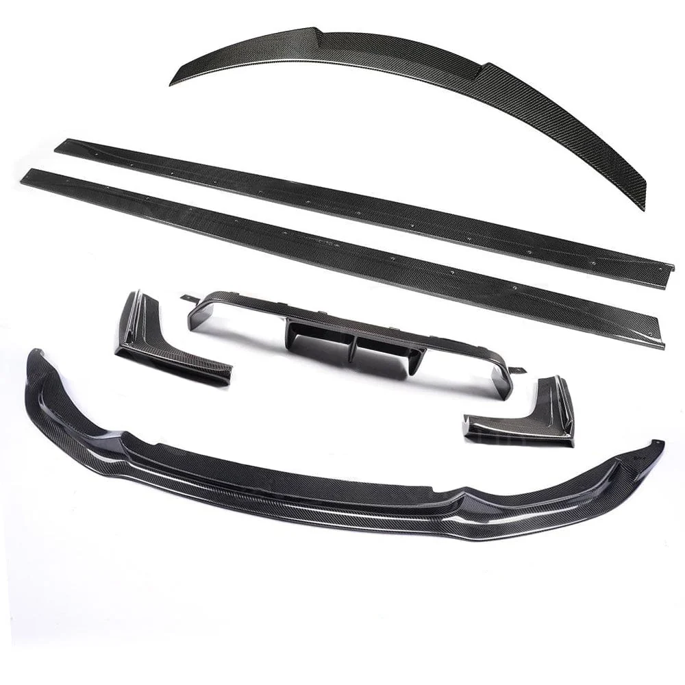 BMW M3 (F80) SALOON FULL CARBON FIBRE KIT - V STYLE-Kit-CT CARBON-CT Carbon - High-quality carbon fiber and gloss black aerodynamic parts for premium sports and luxury vehicles.