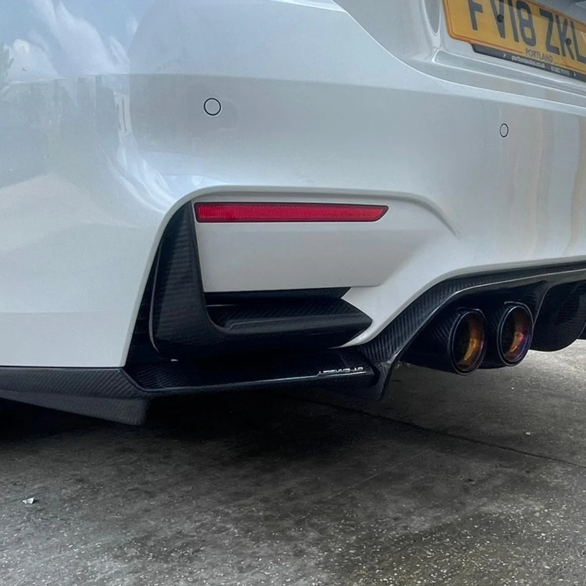 CT CARBON Rear Canards BMW M3 & M4 F80 F82 F83 REAR CARBON FIBRE BUMPER CANARDS