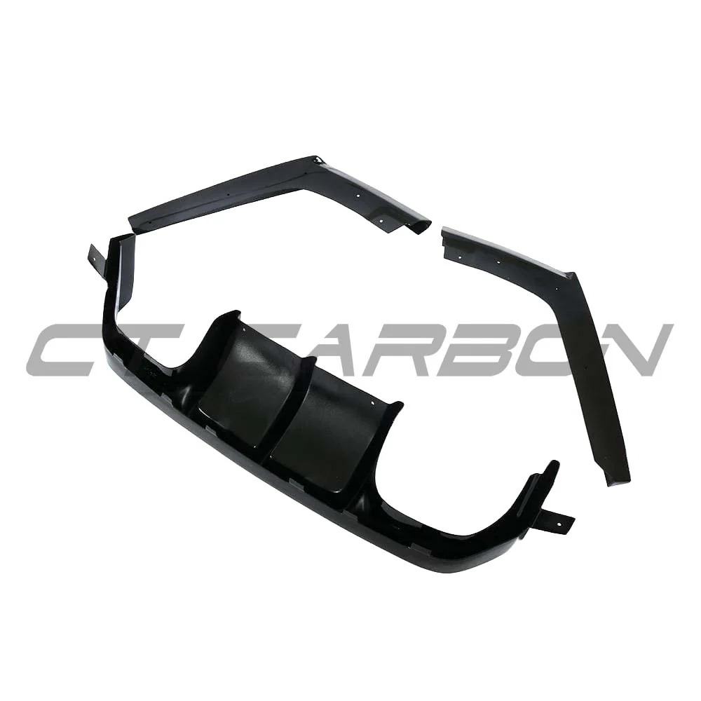 BMW M3/M4 (F80 F82 F83) GLOSS BLACK DIFFUSER - V STYLE