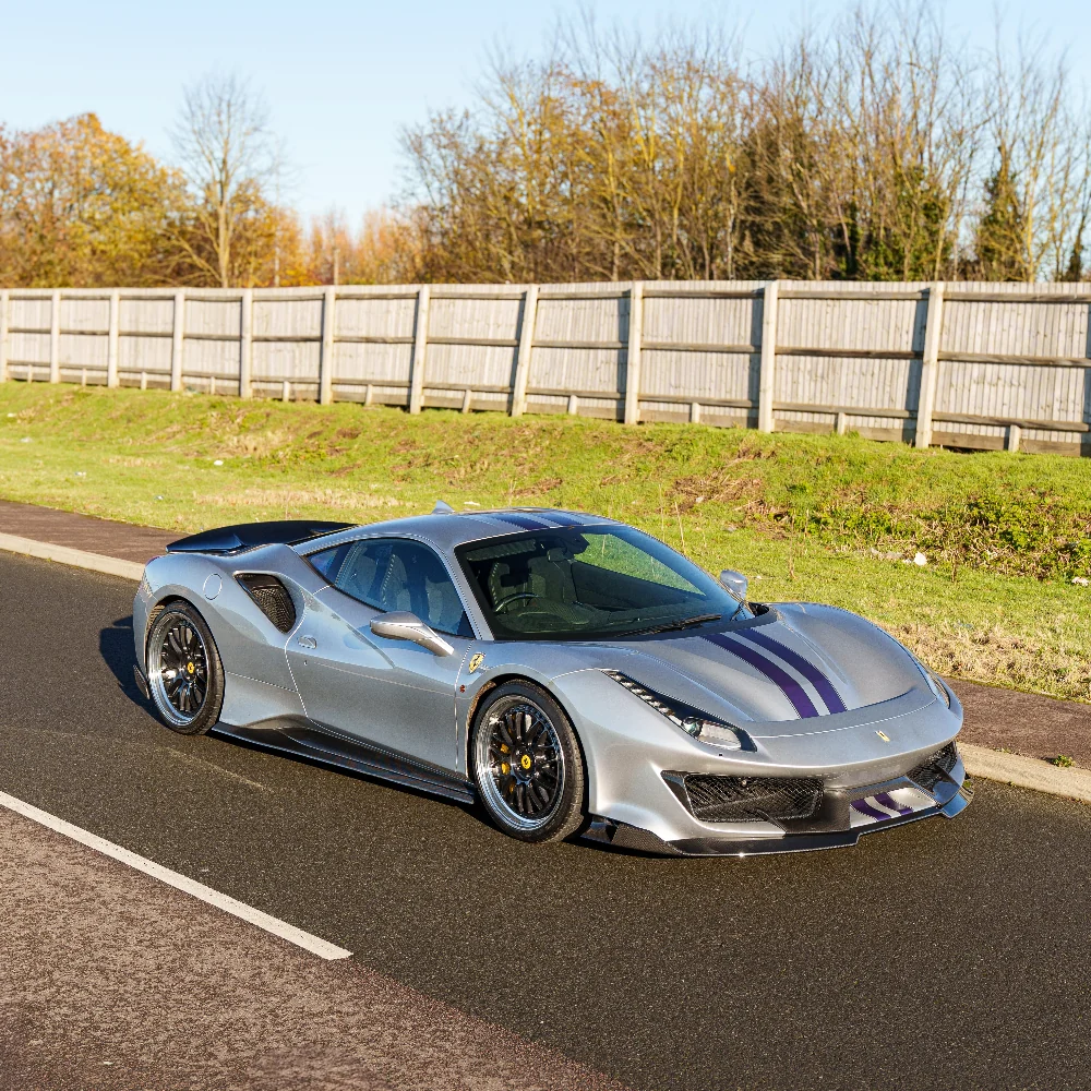 FERRARI 488 PISTA CARBON FIBRE SIDE SKIRTS - CT DESIGN