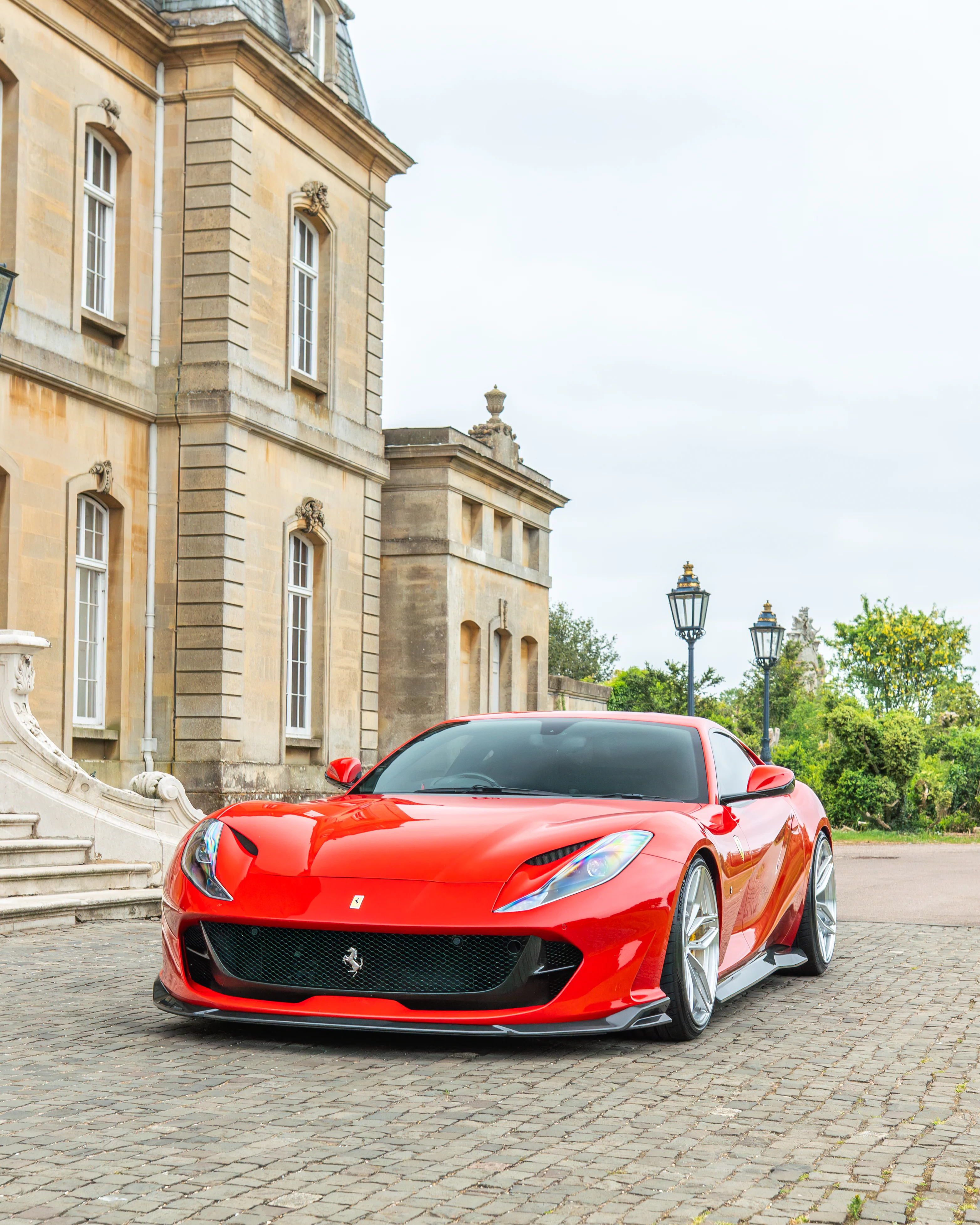 FERRARI 812 SUPERFAST CARBON FIBRE KIT - CT DESIGN-Kit-CT CARBON-CT Carbon - High-quality carbon fiber and gloss black aerodynamic parts for premium sports and luxury vehicles.