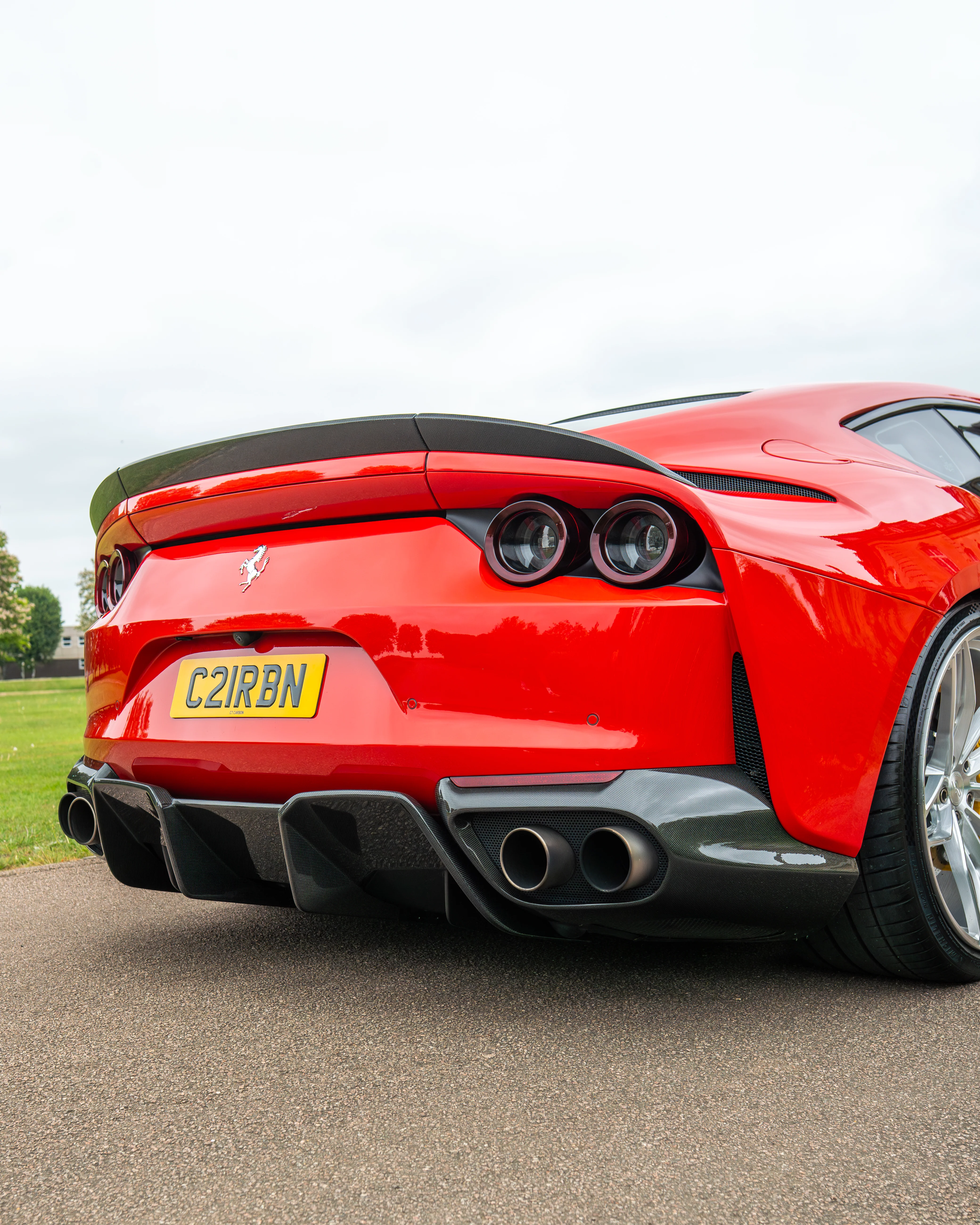 FERRARI 812 SUPERFAST CARBON FIBRE DIFFUSER - CT DESIGN