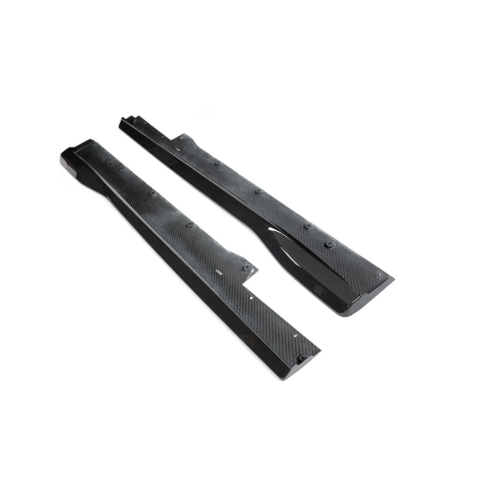 FERRARI 812 SUPERFAST & GTS CARBON FIBRE SIDE SKIRT EXTENSION - CT DESIGN