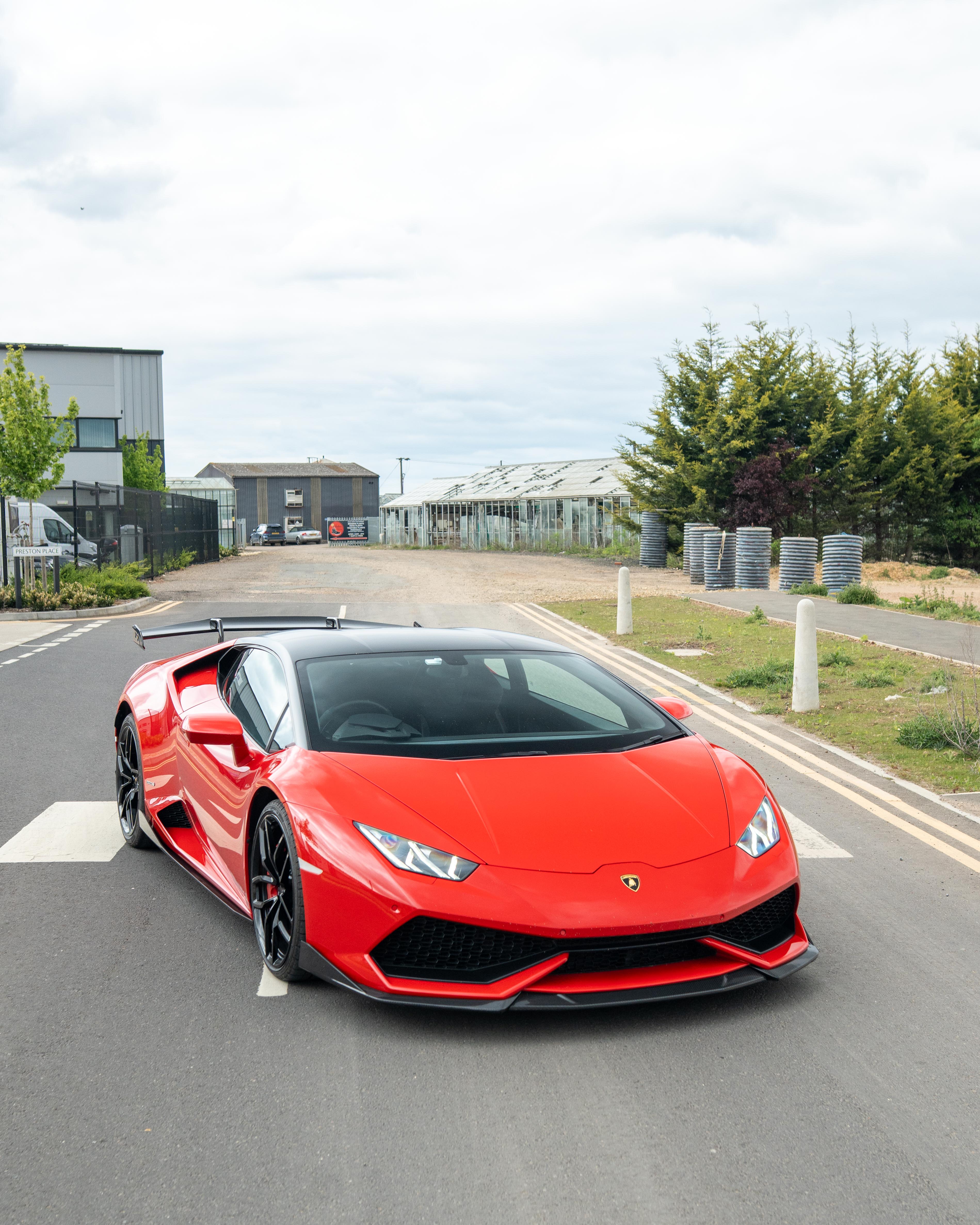 LAMBORGHINI HURACAN LP-610 CARBON FIBRE FULL KIT - CT DESIGN-Kit-CT CARBON-CT Carbon - High-quality carbon fiber and gloss black aerodynamic parts for premium sports and luxury vehicles.