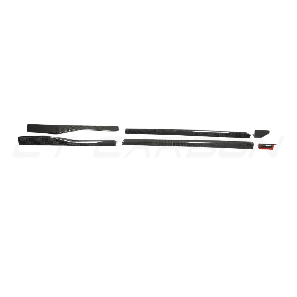LAMBORGHINI URUS CARBON FIBRE SIDE SKIRTS - CT DESIGN-Side Skirts-CT CARBON-CT Carbon - High-quality carbon fiber and gloss black aerodynamic parts for premium sports and luxury vehicles.
