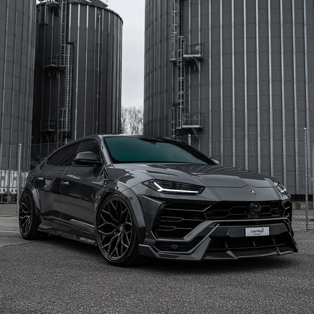 LAMBORGHINI URUS FULL CARBON FIBRE ARCHES - CT DESIGN