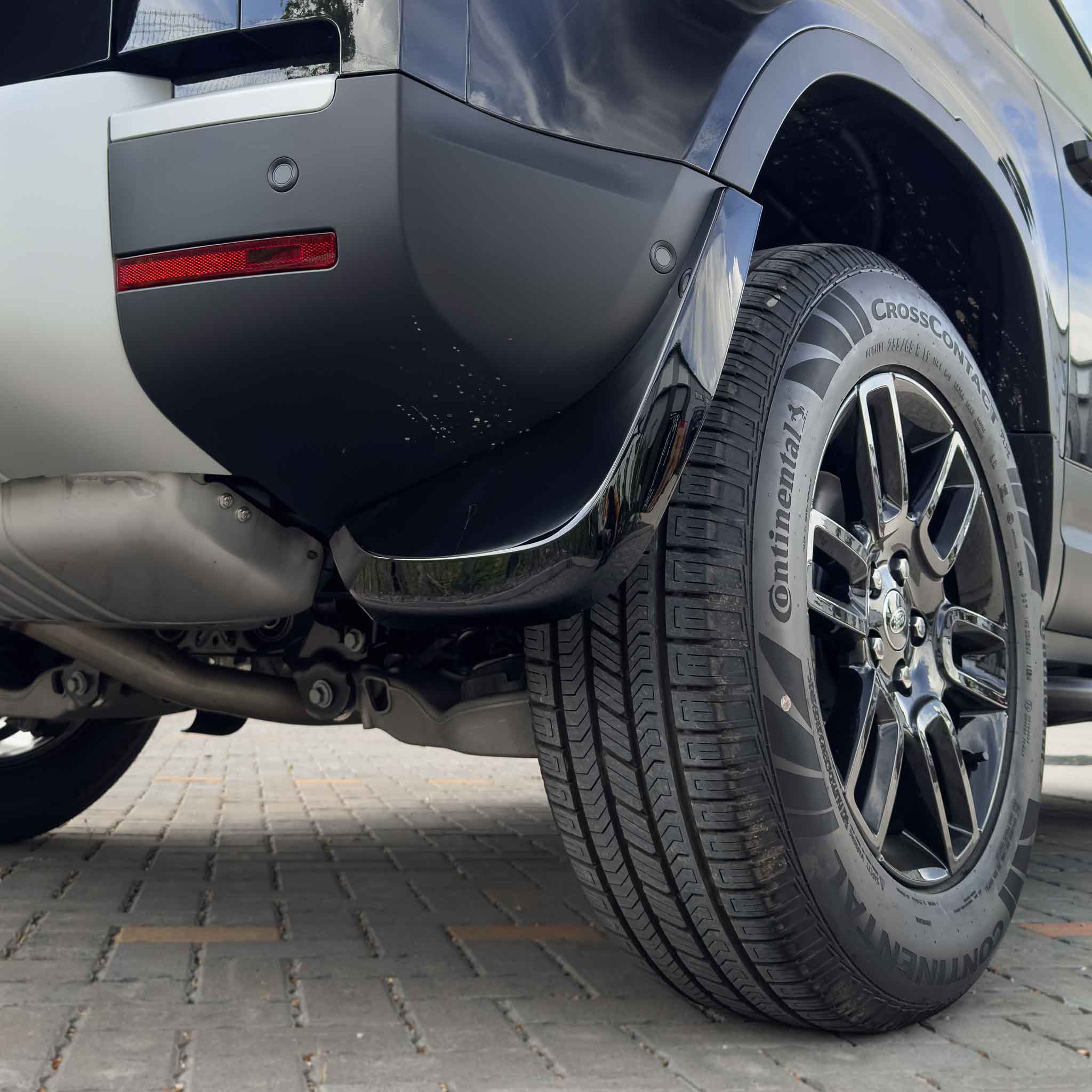 LAND ROVER DEFENDER L663 110 & 90 GLOSS BLACK MUD FLAPS-Accessories-BLAK BY CT-CT Carbon - High-quality carbon fiber and gloss black aerodynamic parts for premium sports and luxury vehicles.
