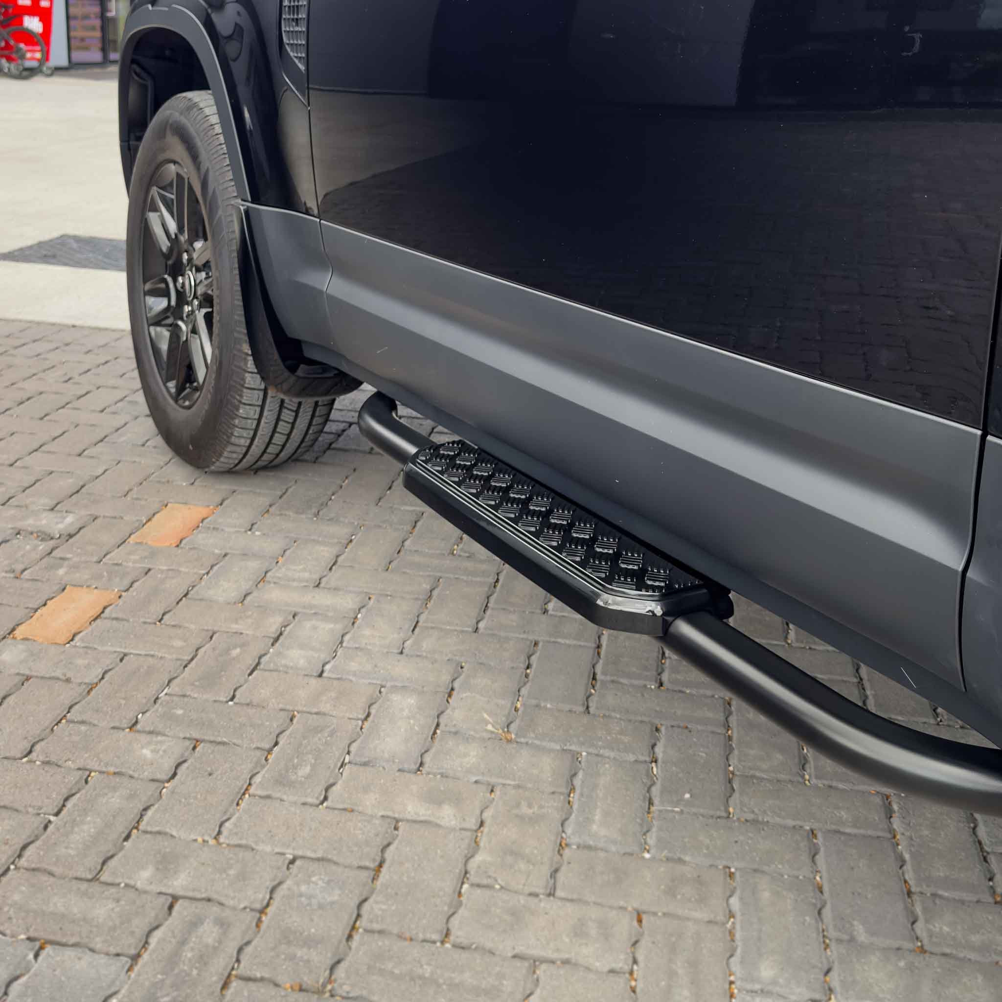 LAND ROVER DEFENDER L663 110 SIDE STEPS-Accessories-BLAK BY CT-CT Carbon - High-quality carbon fiber and gloss black aerodynamic parts for premium sports and luxury vehicles.