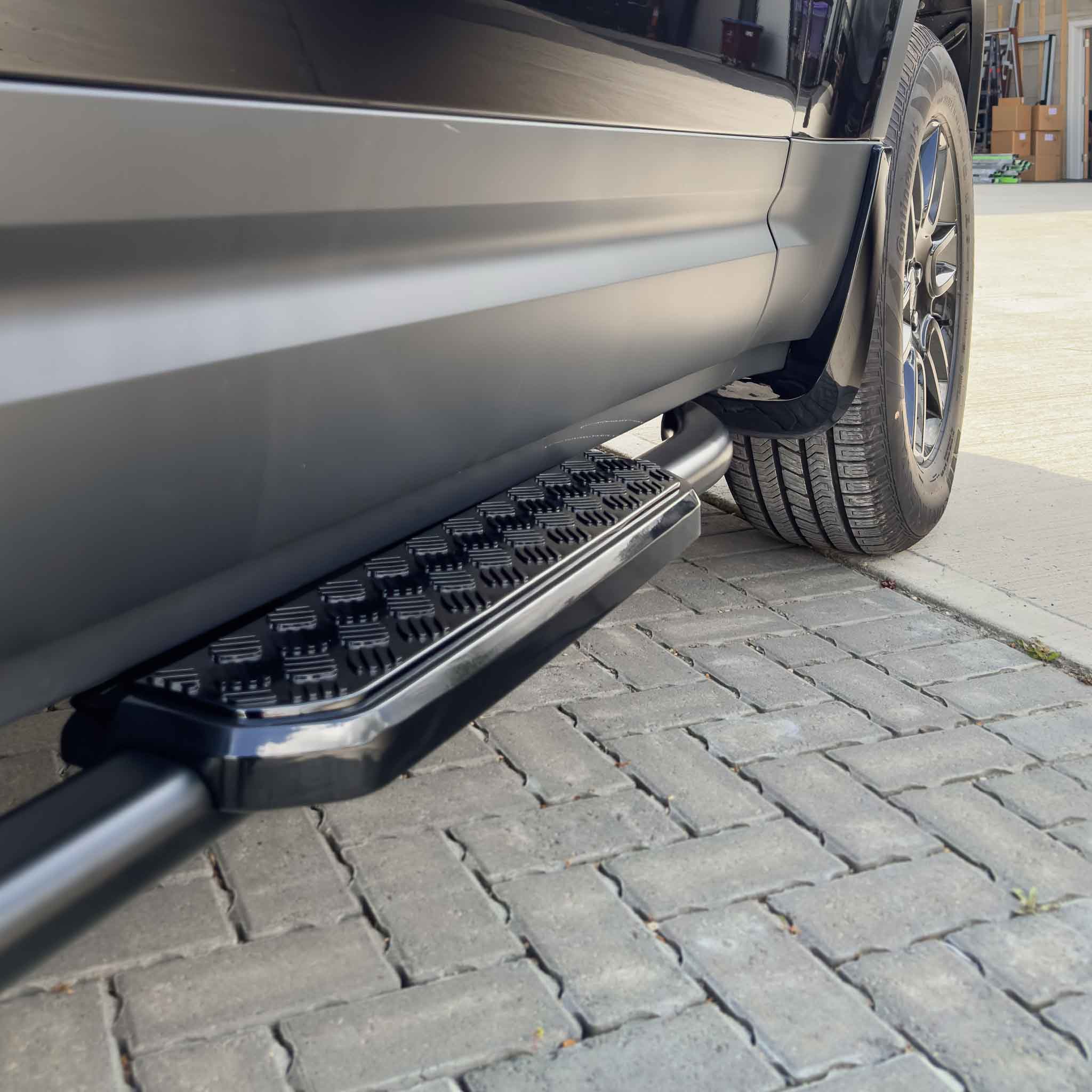 LAND ROVER DEFENDER L663 110 SIDE STEPS-Accessories-BLAK BY CT-CT Carbon - High-quality carbon fiber and gloss black aerodynamic parts for premium sports and luxury vehicles.