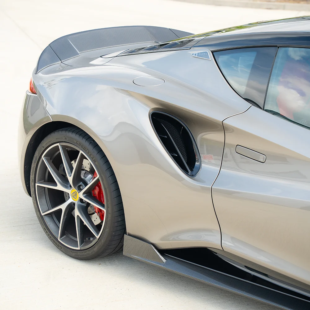 LOTUS EMIRA FULL CT DESIGN CARBON FIBRE KIT-Kit-CT CARBON-CT Carbon - High-quality carbon fiber and gloss black aerodynamic parts for premium sports and luxury vehicles.
