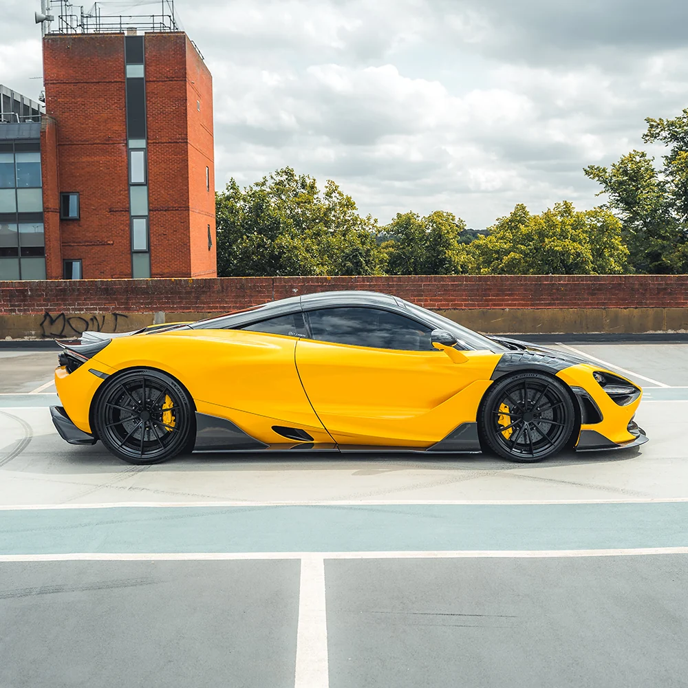 MCLAREN 720S CARBON FIBRE FRONT FENDERS - CT DESIGN
