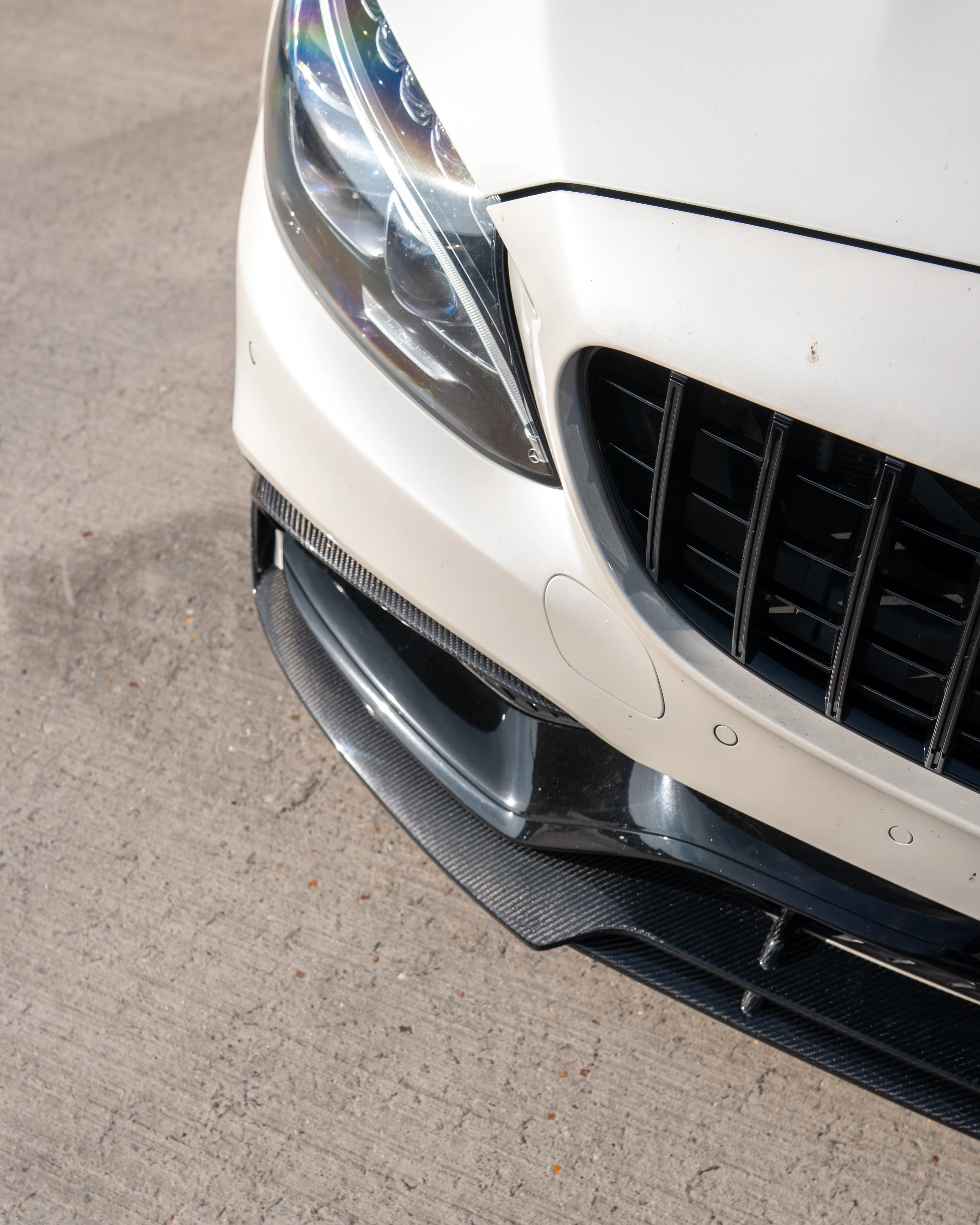 MERCEDES C63 W205 SALOON/ESTATE CARBON FIBRE SPLITTER - B-STYLE-Splitter-CT CARBON-CT Carbon - High-quality carbon fiber and gloss black aerodynamic parts for premium sports and luxury vehicles.