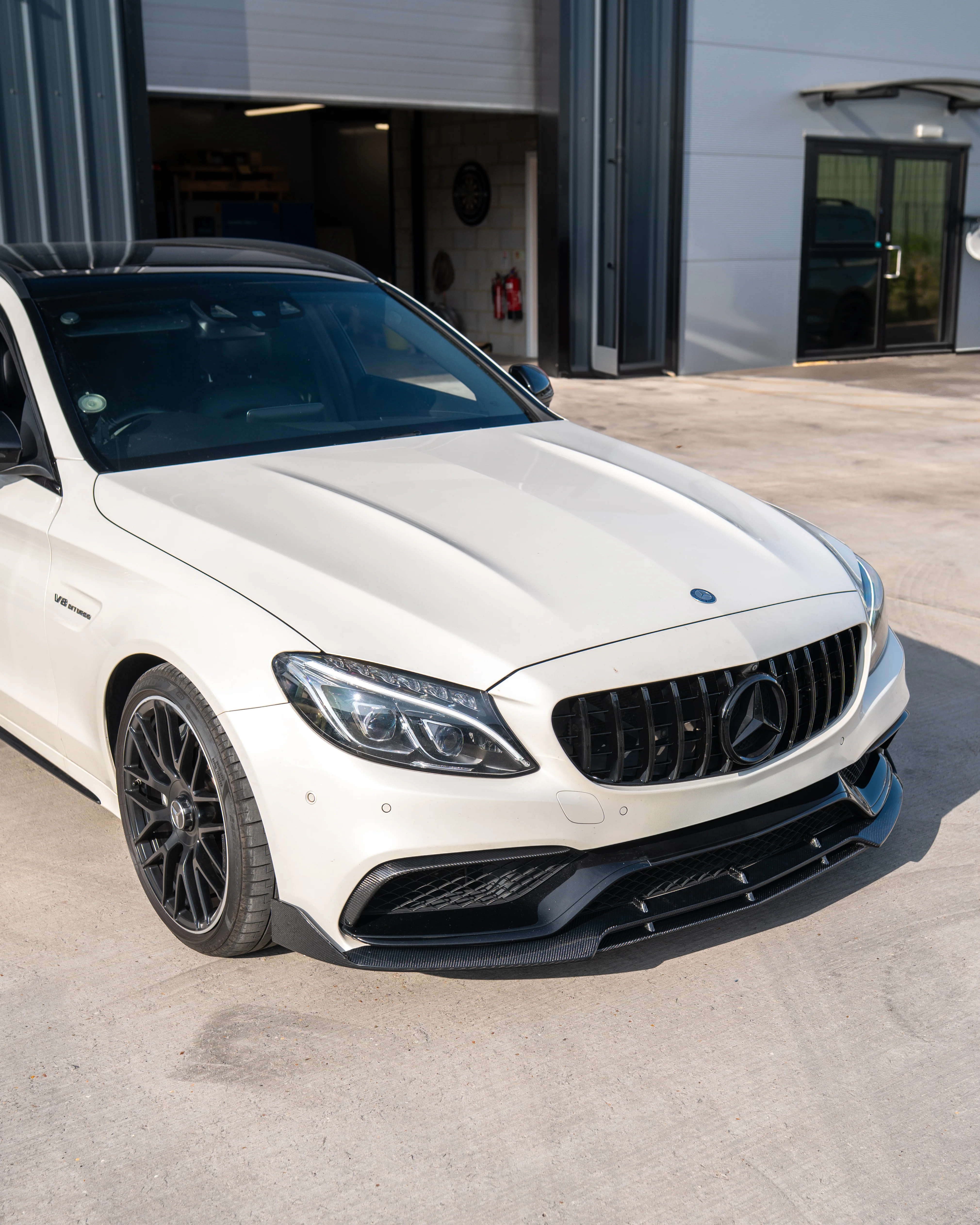 MERCEDES C63 W205 SALOON/ESTATE CARBON FIBRE SPLITTER - B-STYLE-Splitter-CT CARBON-CT Carbon - High-quality carbon fiber and gloss black aerodynamic parts for premium sports and luxury vehicles.