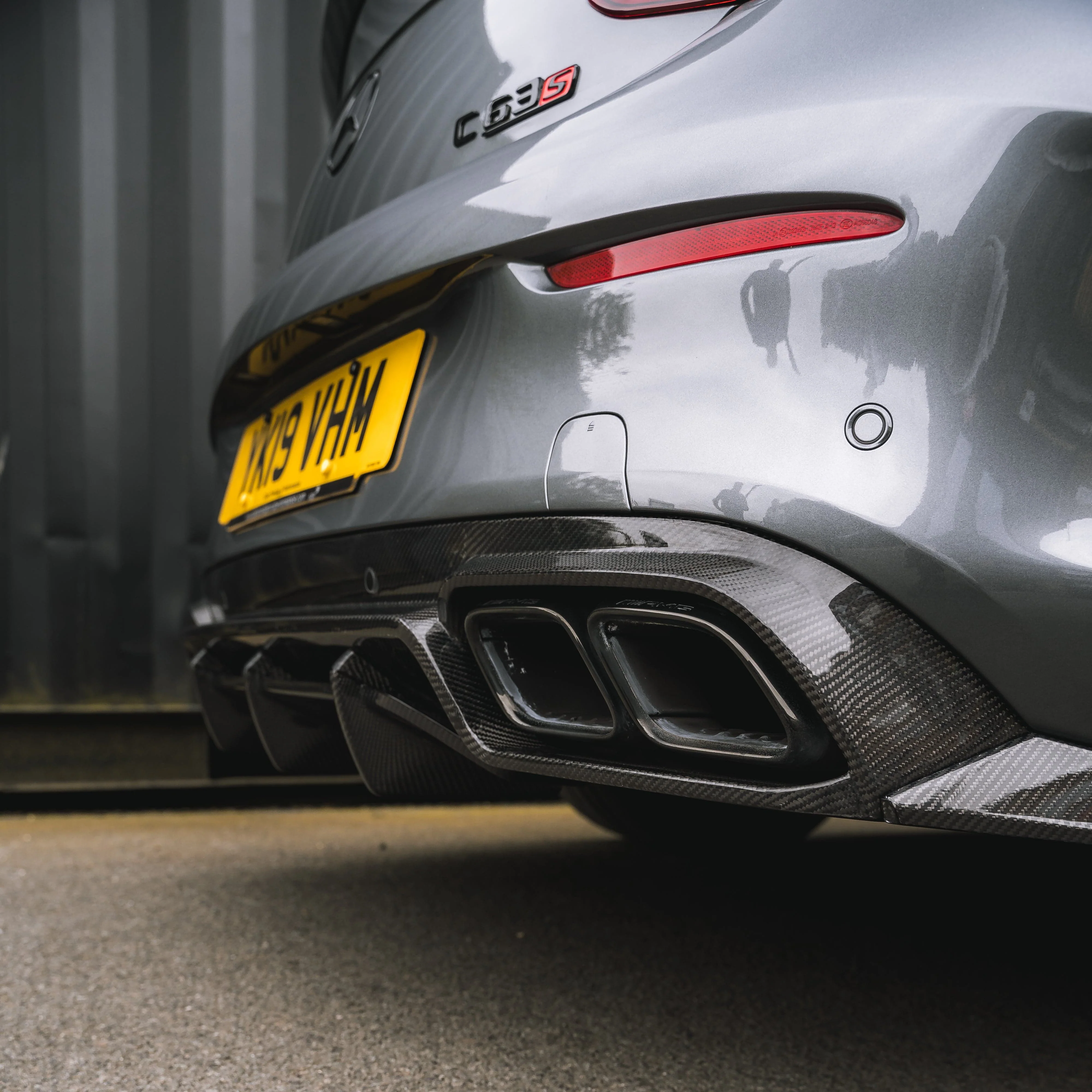 CT CARBON Diffuser MERCEDES W205 C63 FACELIFT COUPE/CONVERTIBLE 2DR CARBON FIBRE DIFFUSER - CT DESIGN