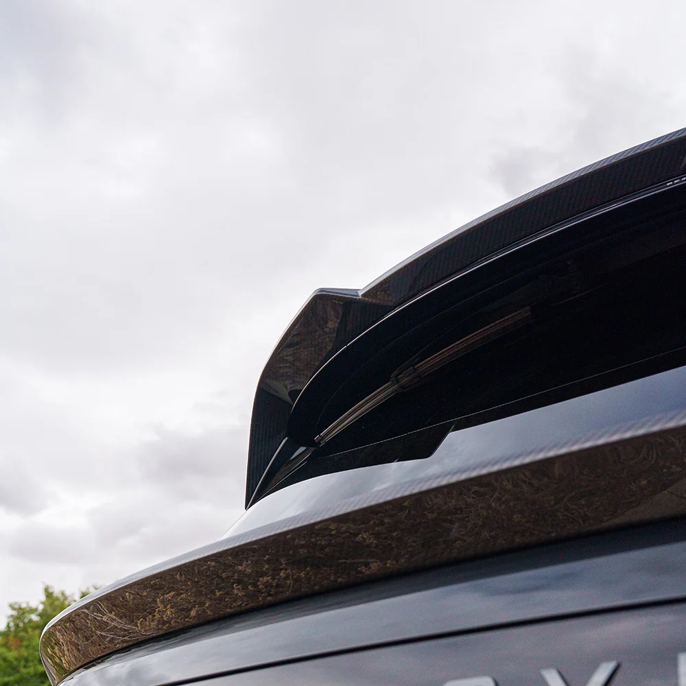 RANGE ROVER L460 2022+ FULL CARBON FIBRE KIT - CT DESIGN-Spoiler-CT CARBON-CT Carbon - High-quality carbon fiber and gloss black aerodynamic parts for premium sports and luxury vehicles.