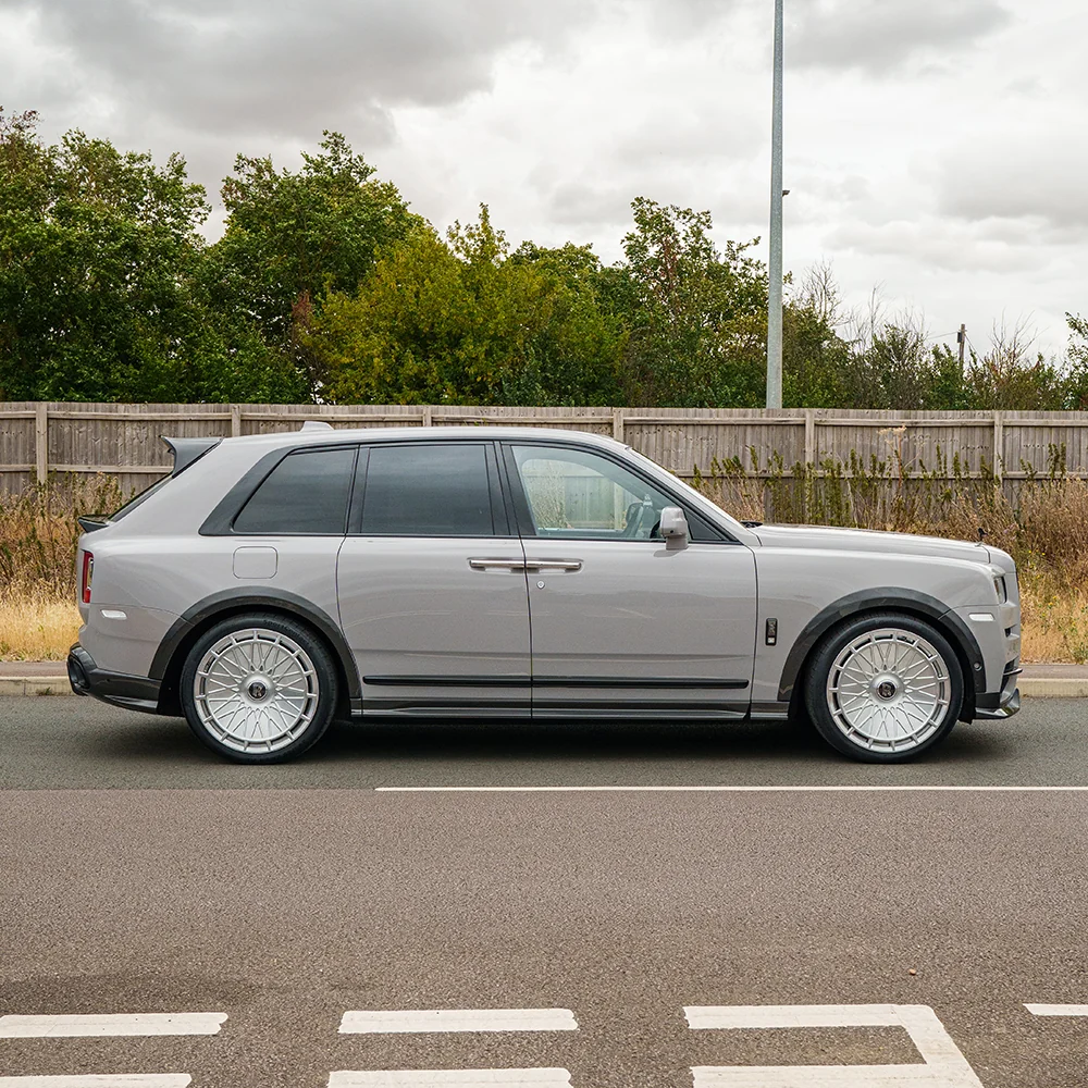 ROLLS ROYCE CULLINAN CARBON FIBRE WHEEL ARCH EXTENSIONS - CT DESIGN-Splitter-CT Carbon-CT Carbon - High-quality carbon fiber and gloss black aerodynamic parts for premium sports and luxury vehicles.