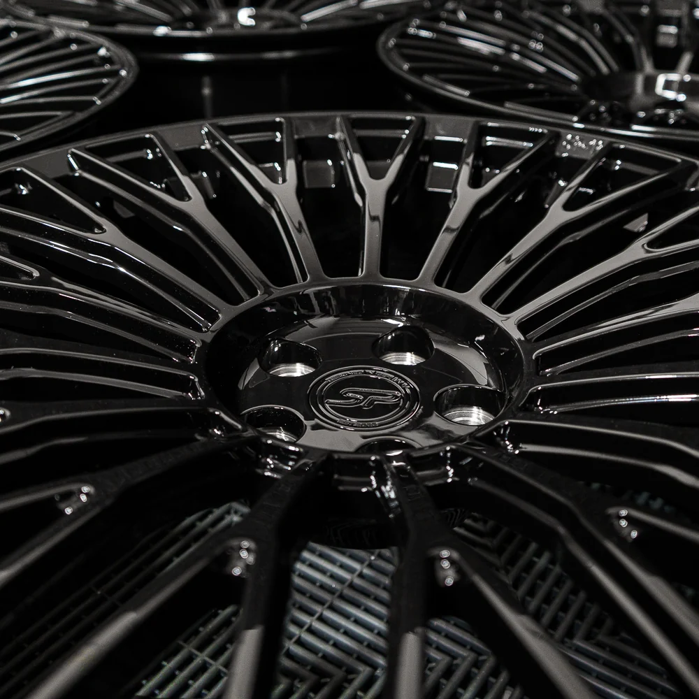 SP 16 | 23" LAND ROVER DEFENDER Front 23" x 10" ET20 Rear 23" x 10" ET25 (IN STOCK)