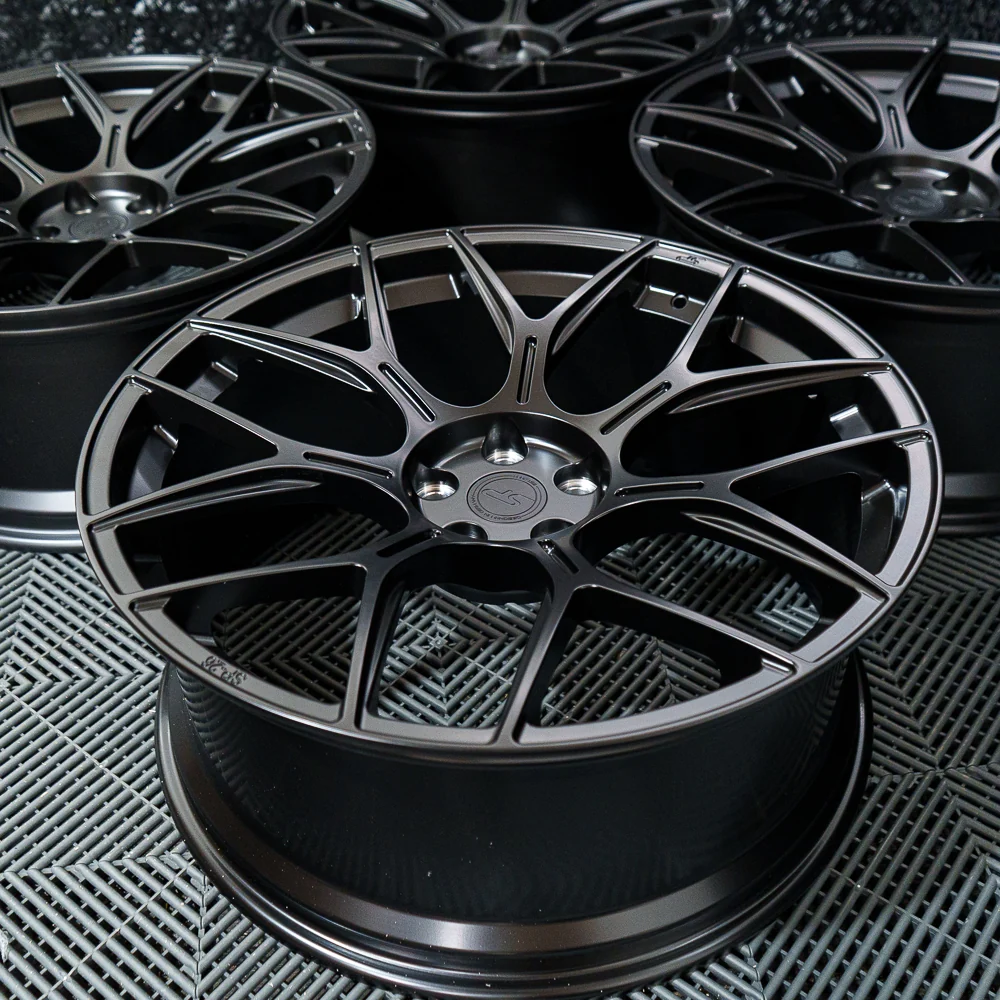 SP 26 | 22" LAND ROVER DEFENDER 22" x 9.5" ET25 (IN STOCK)