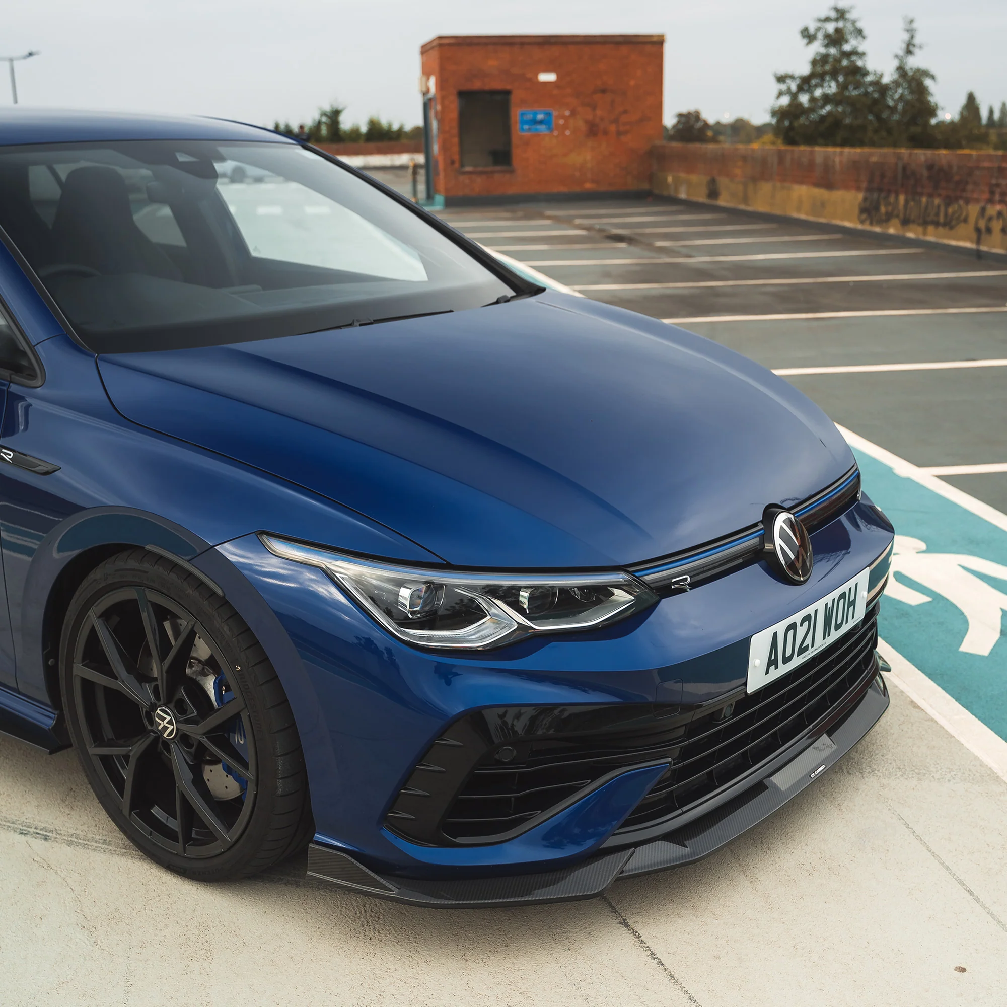 VW GOLF MK8 R FULL CARBON FIBRE KIT - CT DESIGN-Kit-CT CARBON-CT Carbon - High-quality carbon fiber and gloss black aerodynamic parts for premium sports and luxury vehicles.
