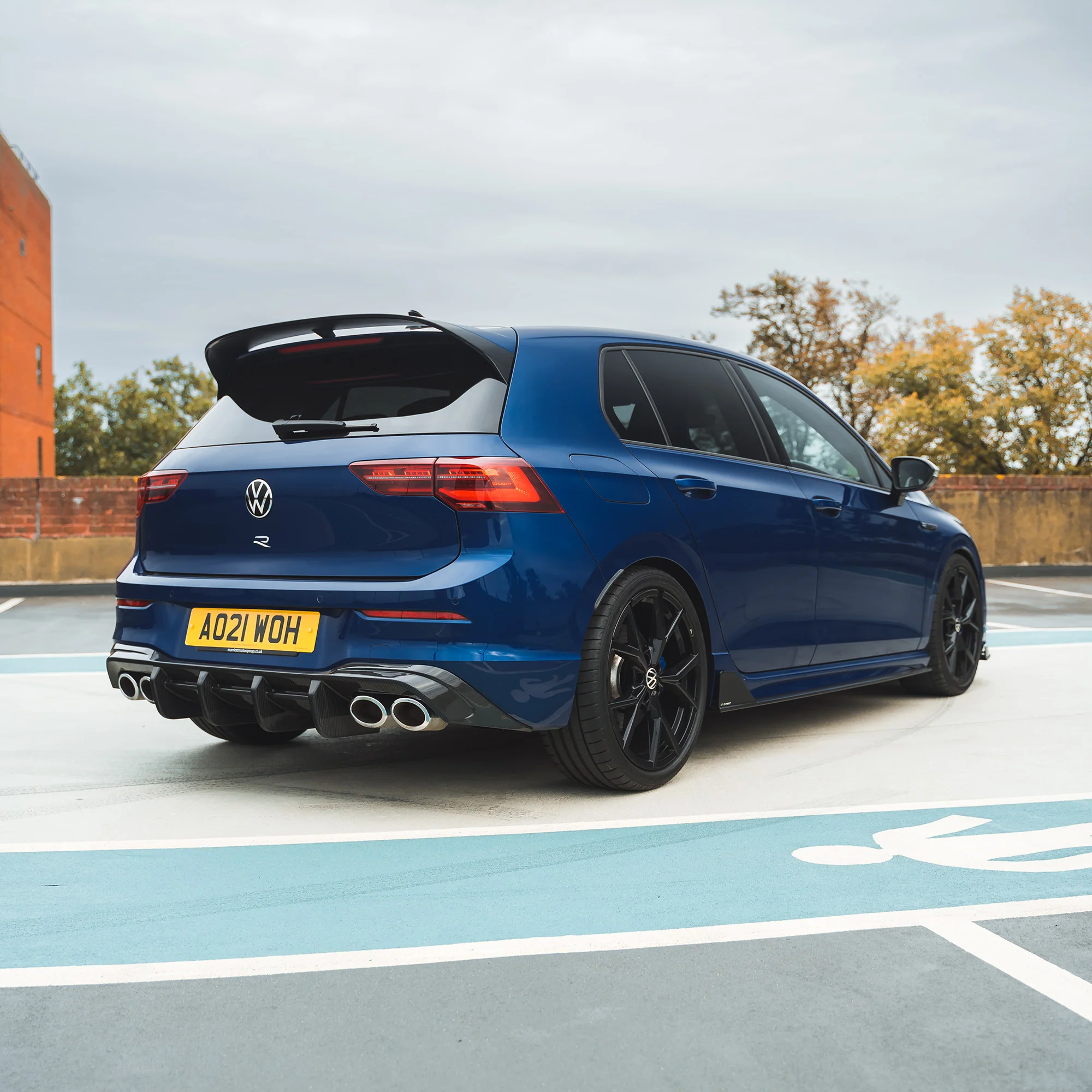 VW GOLF MK8 R FULL CARBON FIBRE KIT - CT DESIGN-Kit-CT CARBON-CT Carbon - High-quality carbon fiber and gloss black aerodynamic parts for premium sports and luxury vehicles.